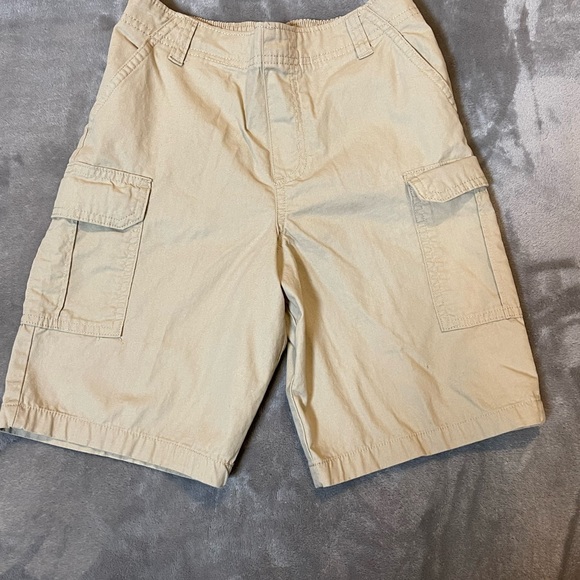 365 Kids from Garanimals Boy shorts 😎☀️ - Picture 2 of 4